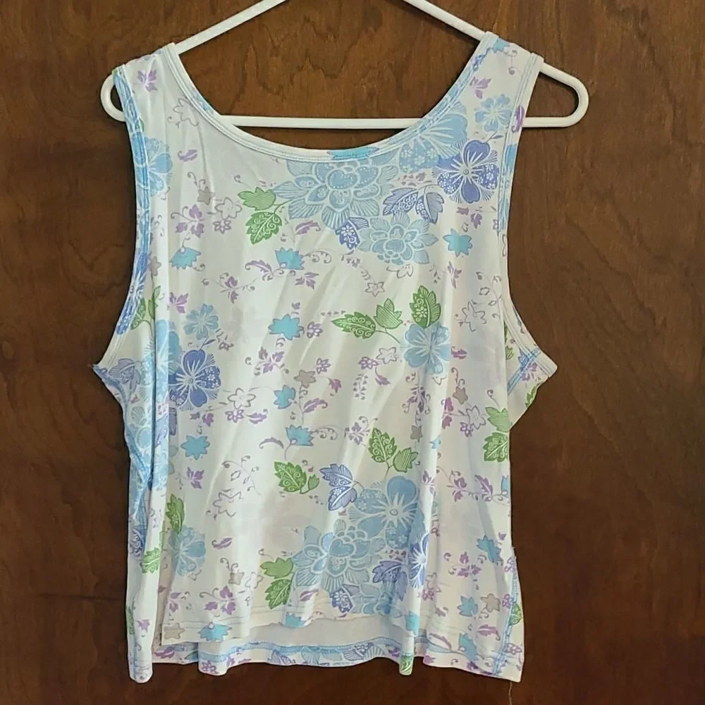 XL Multi Colored Floral Print Sleeveless Top - Picture 3 of 3